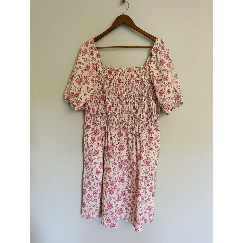 Universal Thread Floral Smocked Puff Sleeve Knee Length Cotton Dress. Size XXL.‎